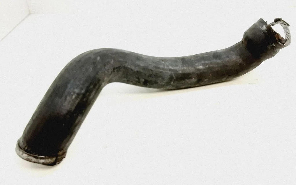 Vahejahuti voolik (-ud)/ toru (-d) 30636786