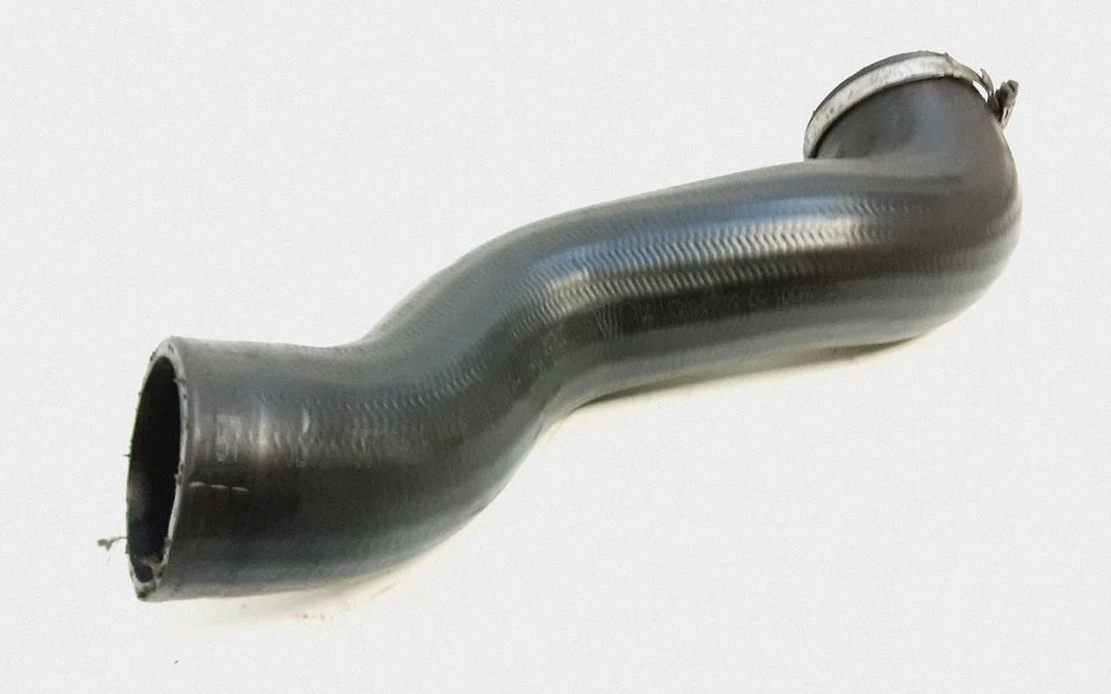 Vahejahuti voolik (-ud)/ toru (-d) 30778626