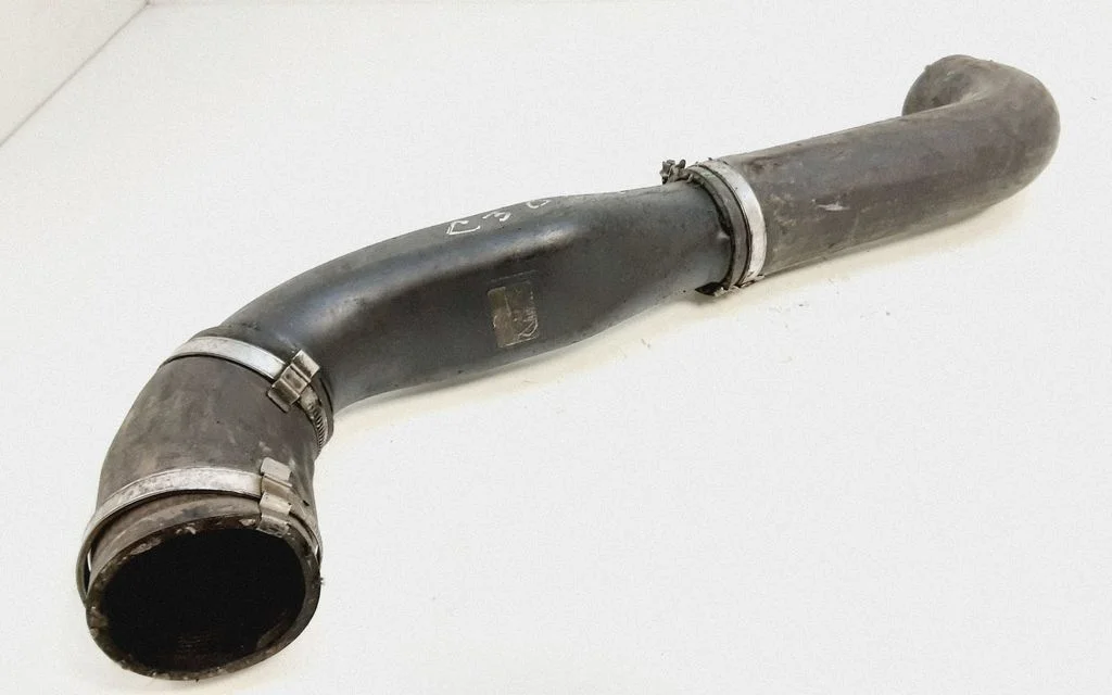 Intercooler hose/pipe – Volvo V50 (2008-2012)