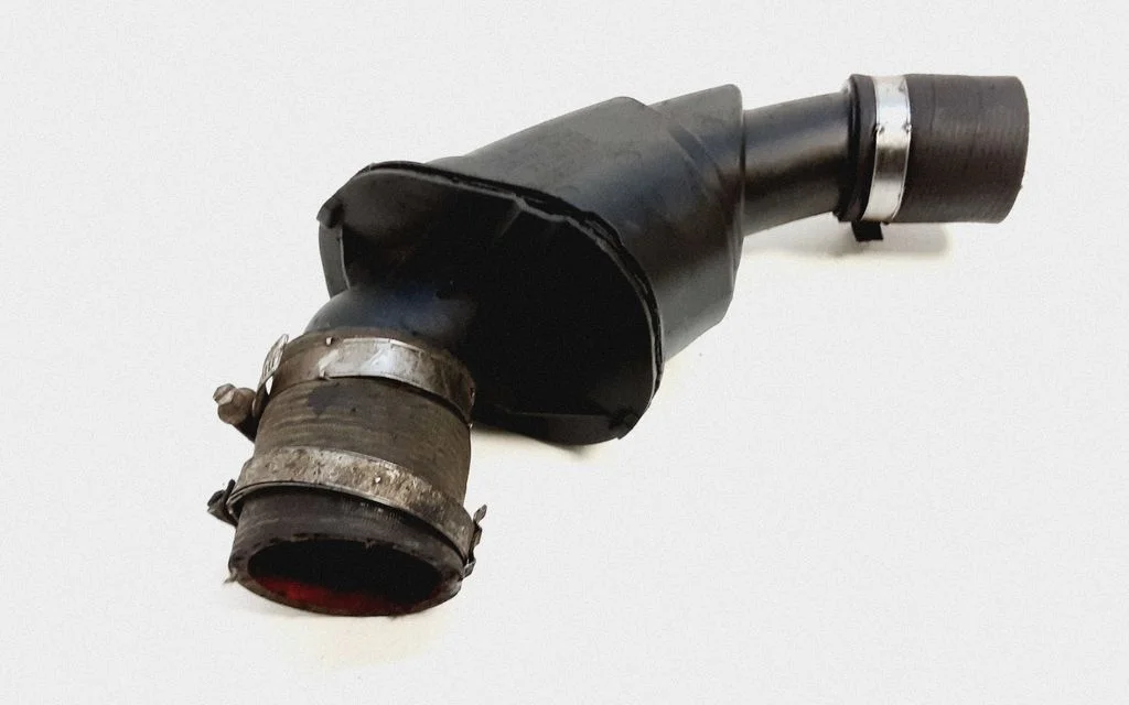 Vahejahuti voolik (-ud)/ toru (-d) – Volvo S80 (2007-2013)