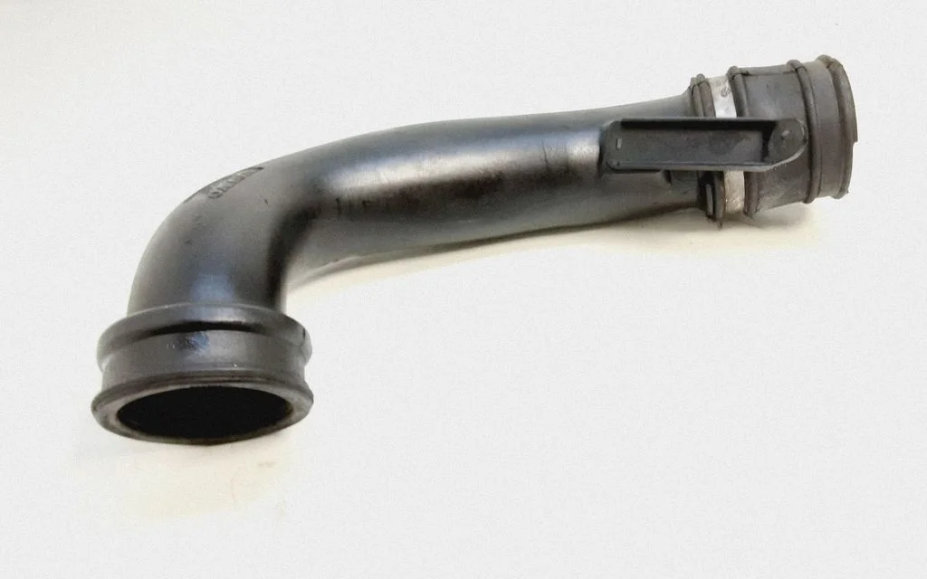 Wąż / rura intercoolera 30741667