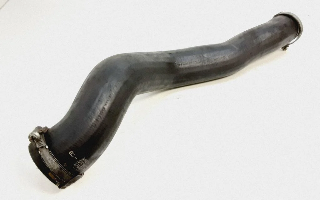 Intercooler hose/pipe BG916K863CB