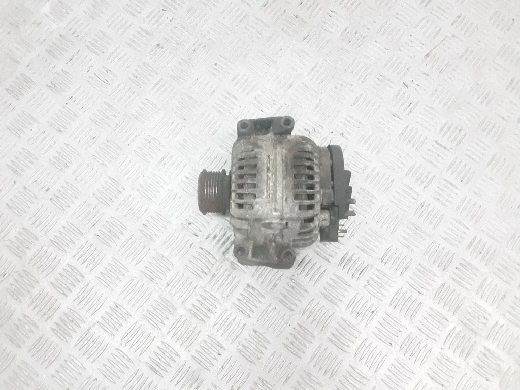 Generator/alternator – front