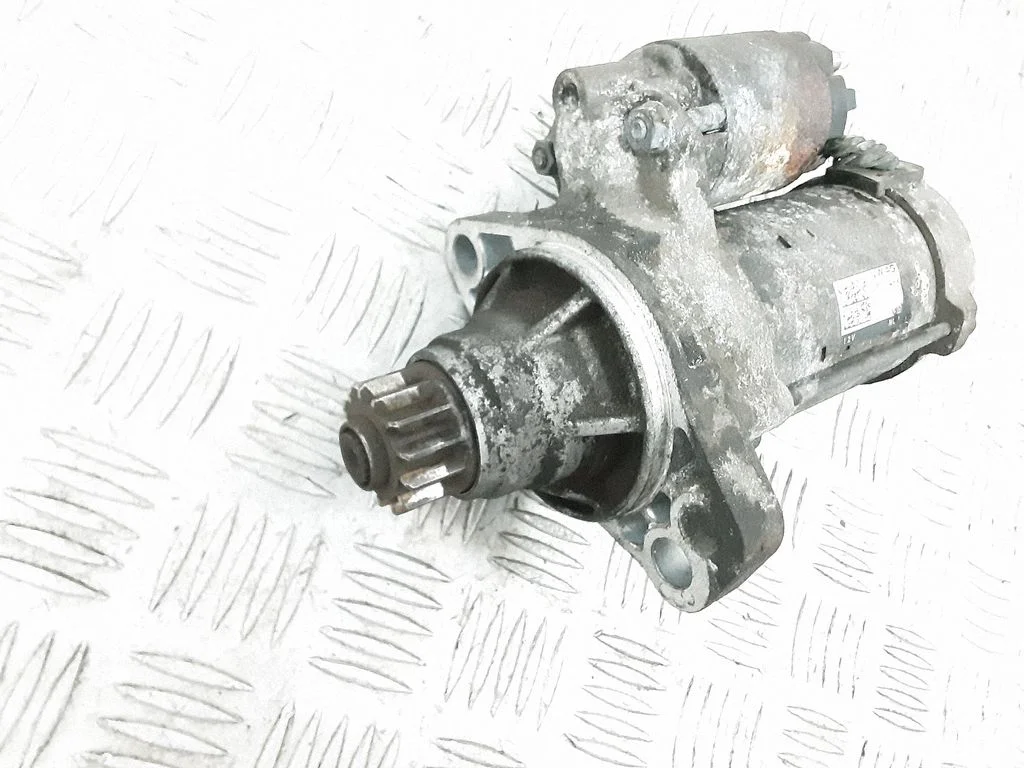 Starter 02M911024J