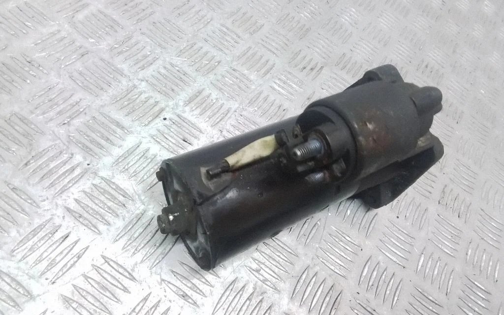 Starter motor 30724473