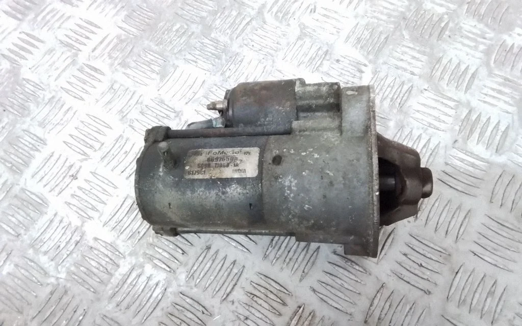 Starter motor 8697650