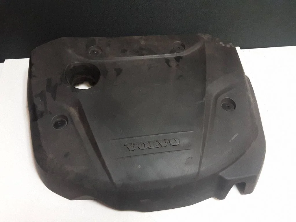 Engine cover (trim) 31368883