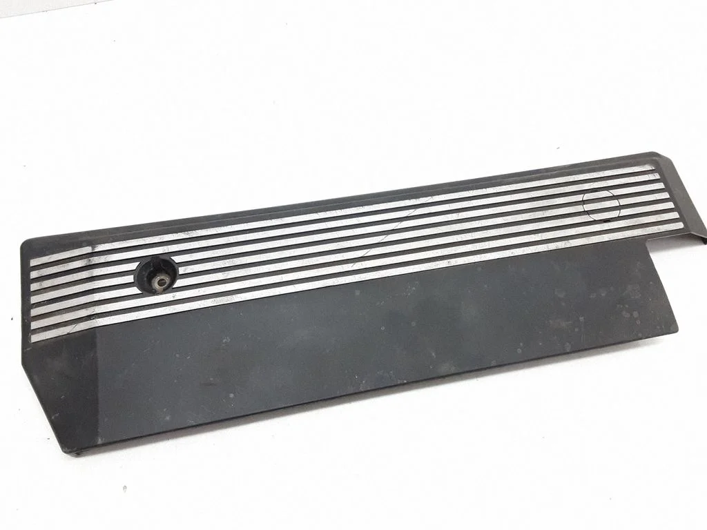 Mootori kate (kaunistus) – BMW 3-seeria E46 (1998-2005)