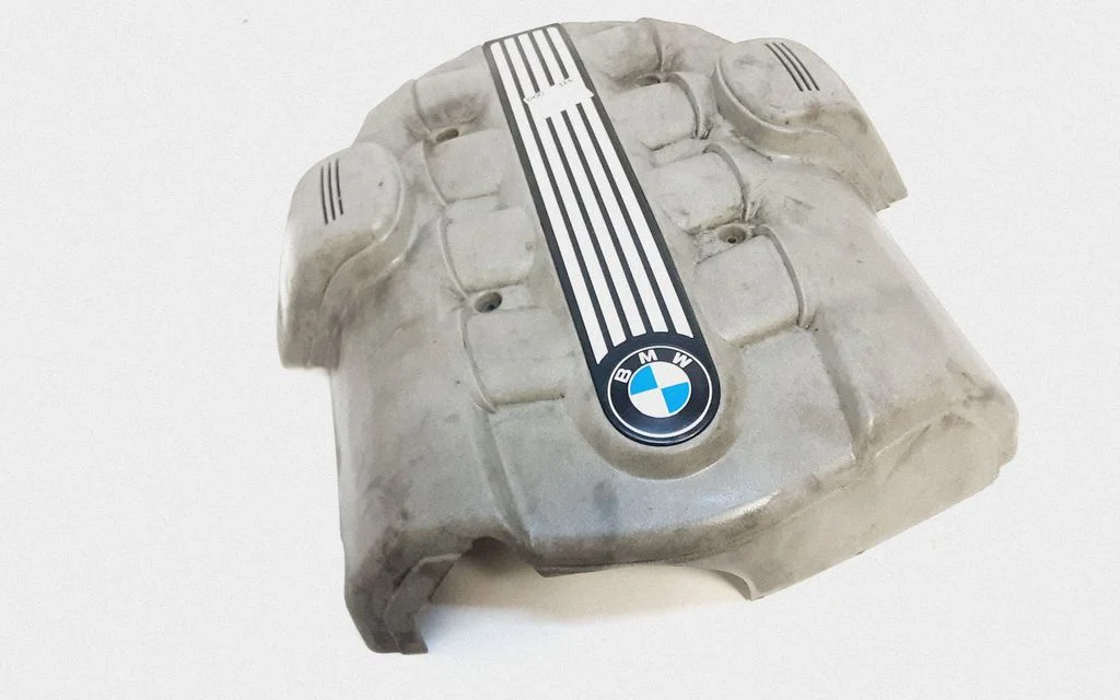 Engine cover (trim) – BMW 7 Series E65 E66 (2001-2008)