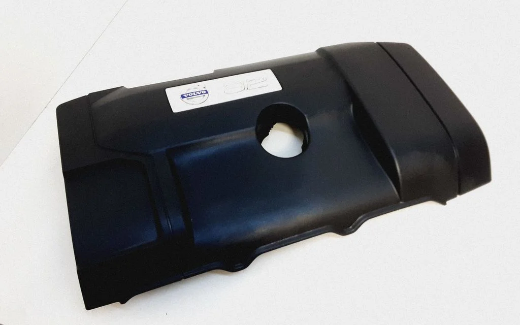 Engine cover (trim) – Volvo XC60 (2009-2013)