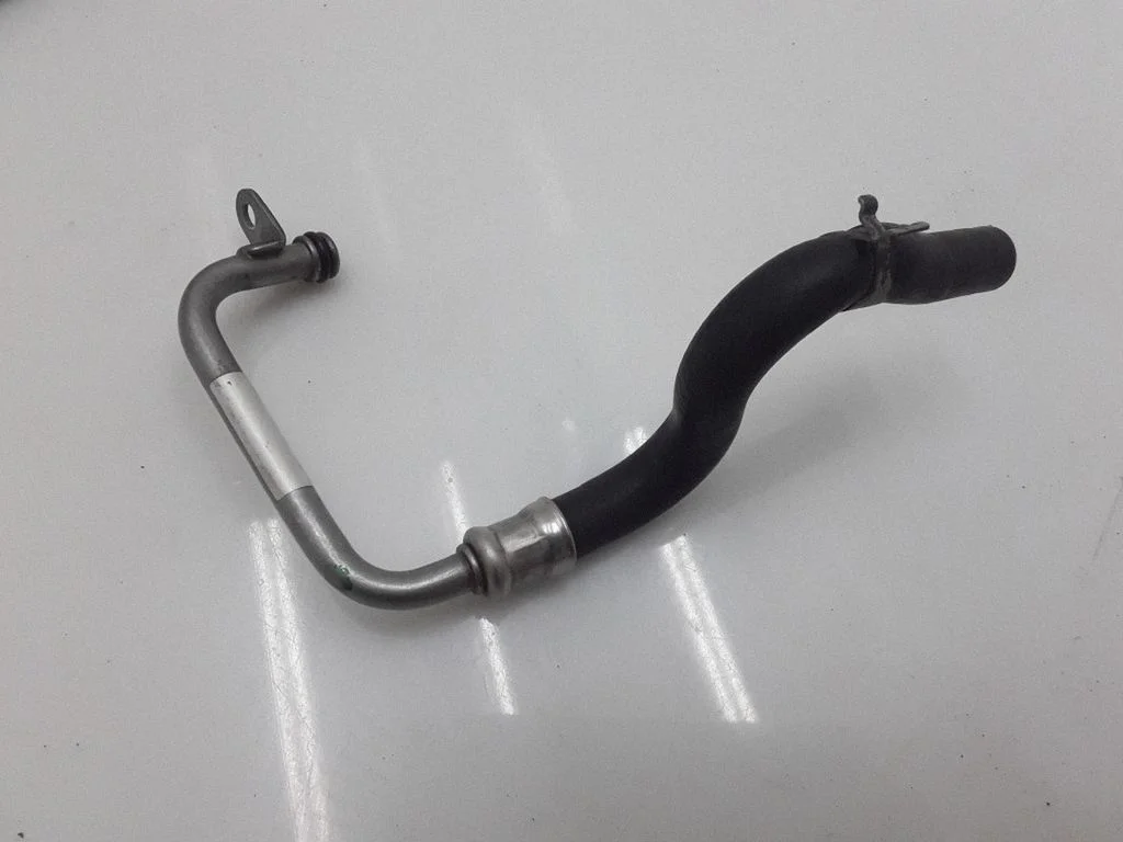 Coolant pipe/hose