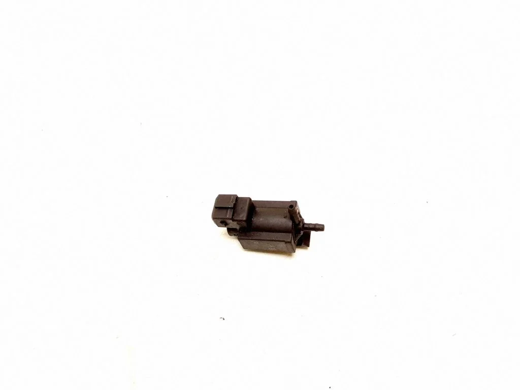 Turbo solenoid valve 30611668