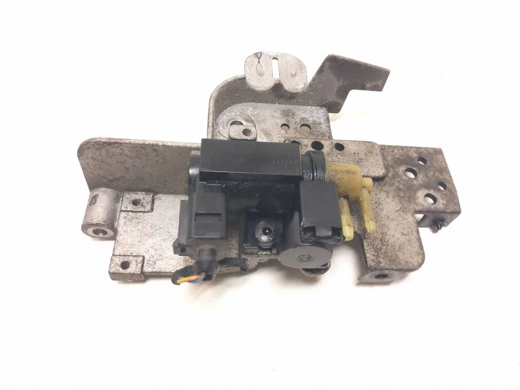 Zawór elektromagnetyczny turbo 31293427