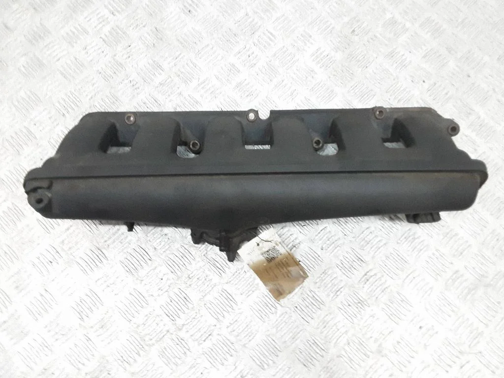 Ieplūdes kolektors 7G9N9424AD