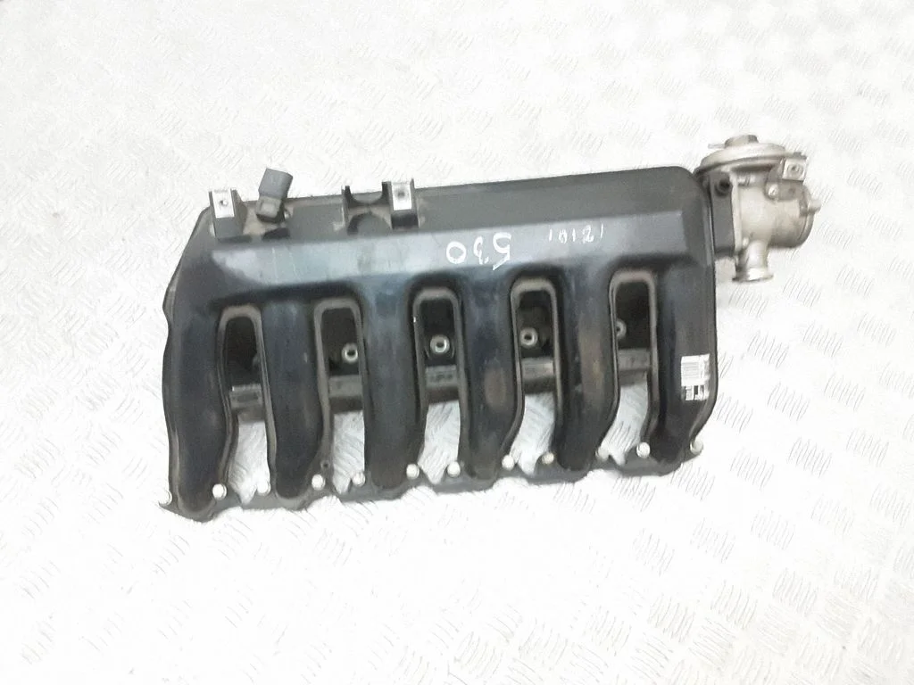 Intake manifold – BMW 5 Series E60 E61 (2004-2010)