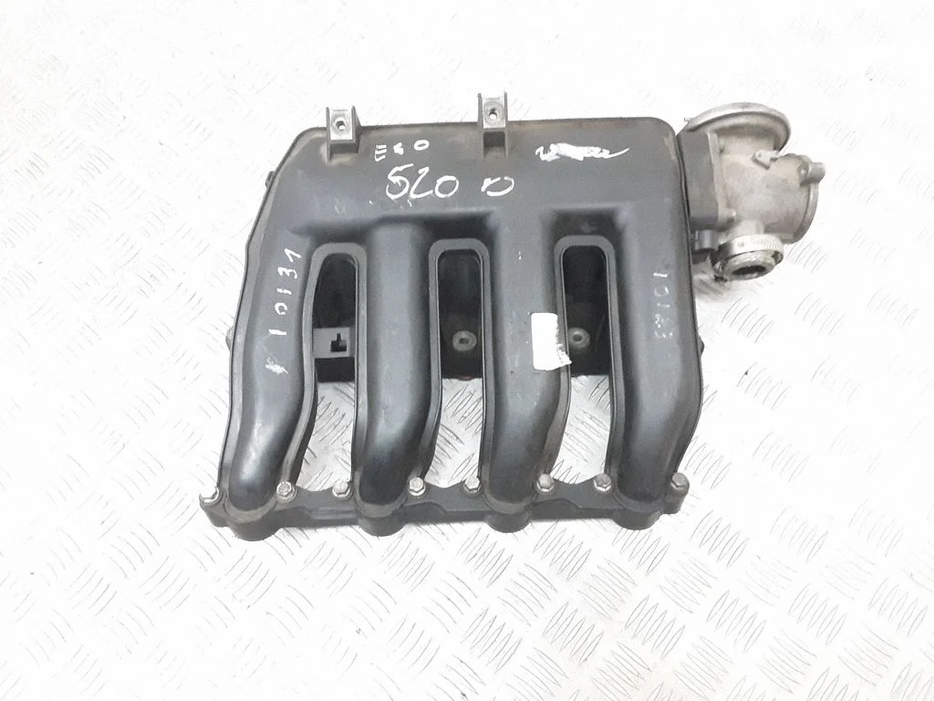 Intake manifold – BMW 5 Series E60 E61 (2004-2010)