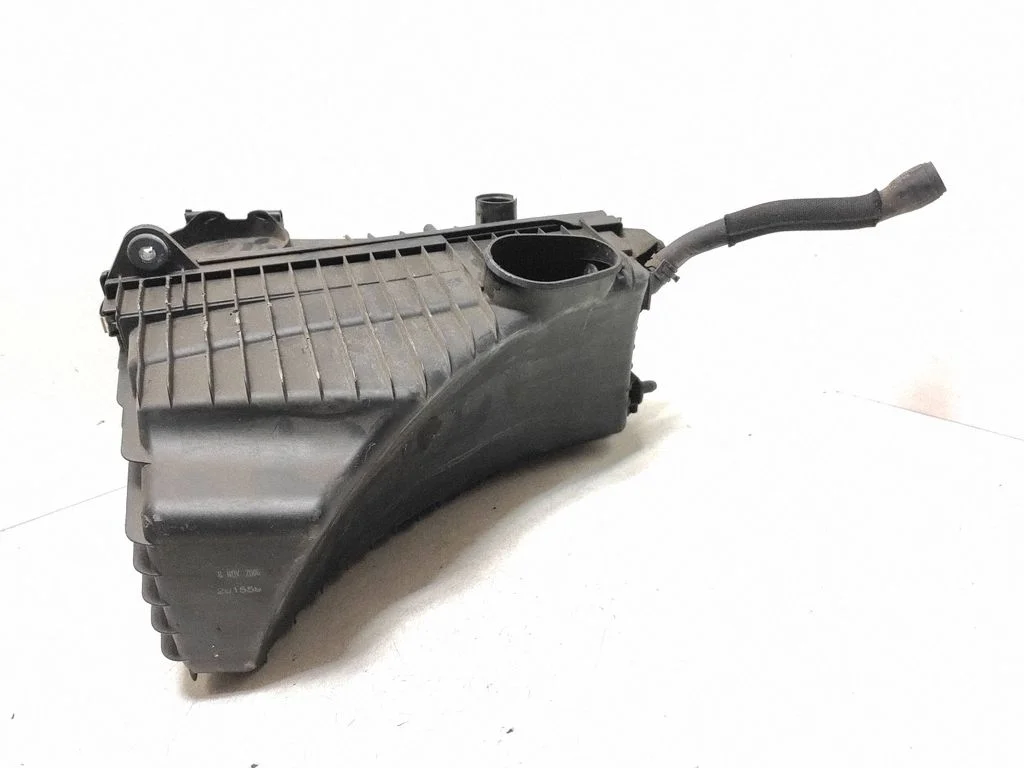 Air filter box 7L6129601A