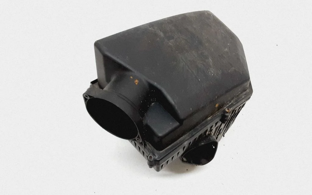 Air filter box – Volvo XC60 (2009-2013)