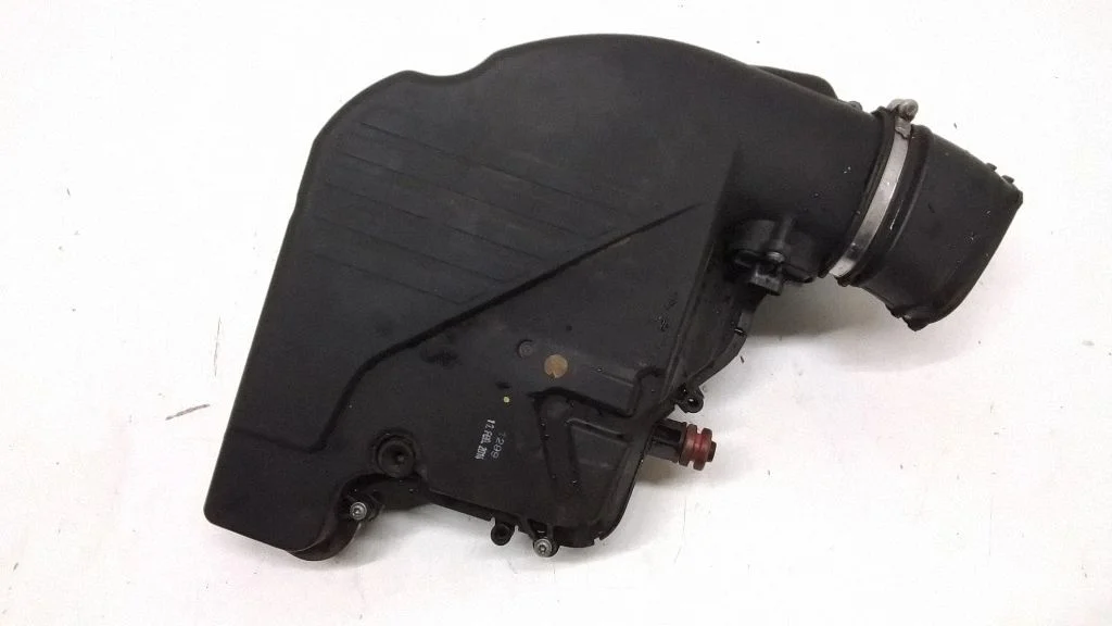 Air filter box – BMW 7 Series F01 F02 F03 F04 (2008-2016)
