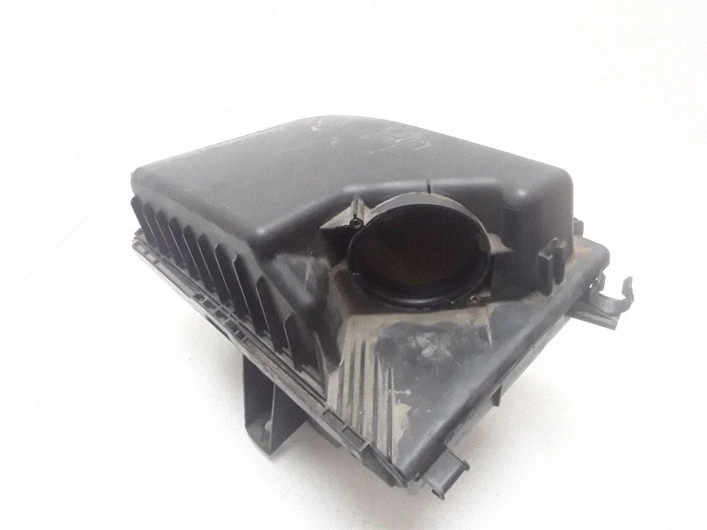 Air filter box 8638495