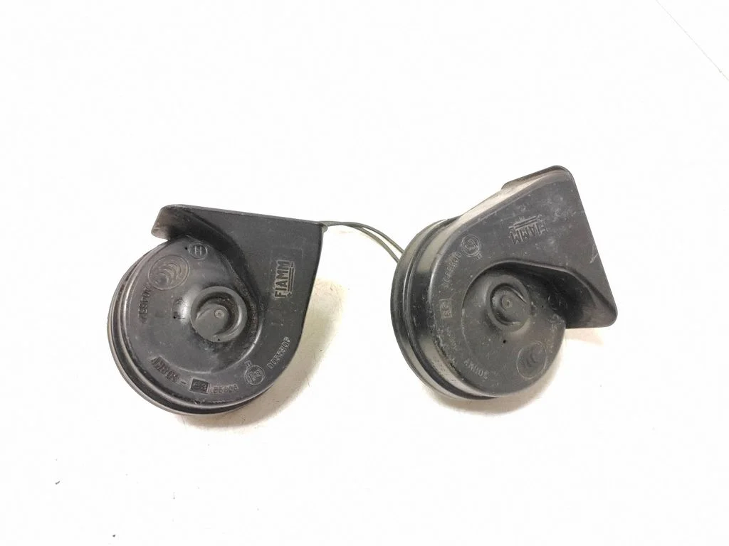 Air intake duct part – Volvo V40 (2012-2019)