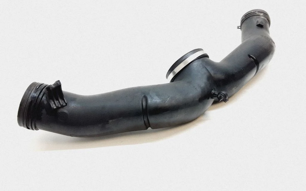 Air intake duct part – Audi Q7 4L (2005-2015)
