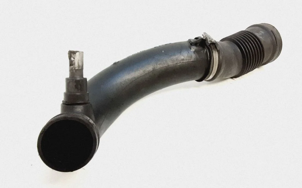 Õhuvõtukanali osa (-d) – Volvo S60 (2005-2010)