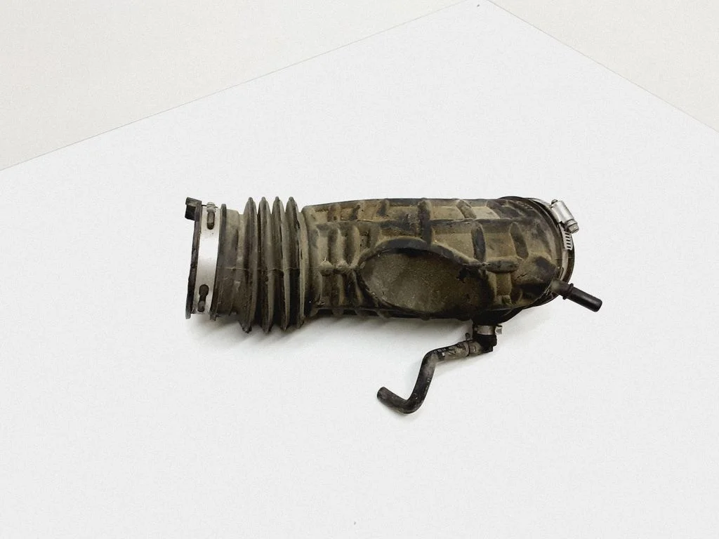 Air intake duct part DS739R504