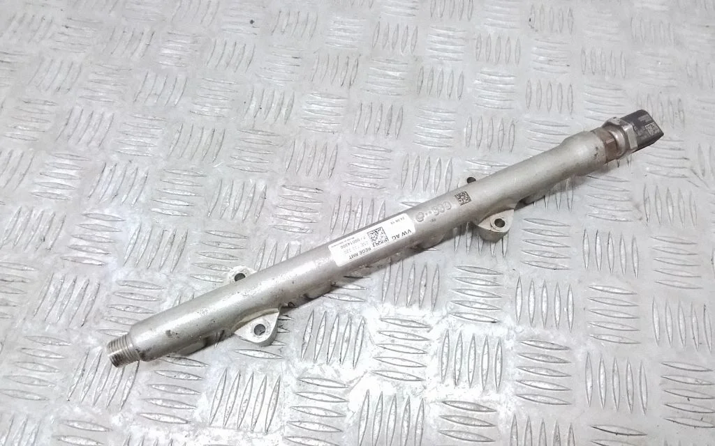 Fuel main line pipe 05E133320