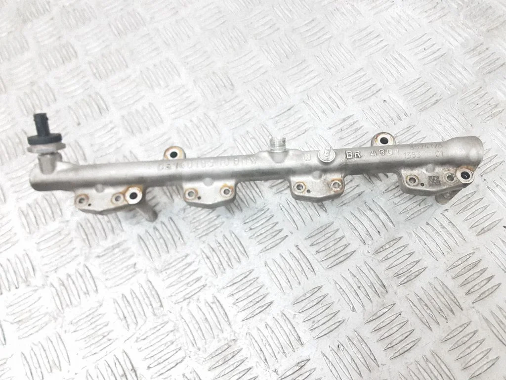 Fuel main line pipe 8694198