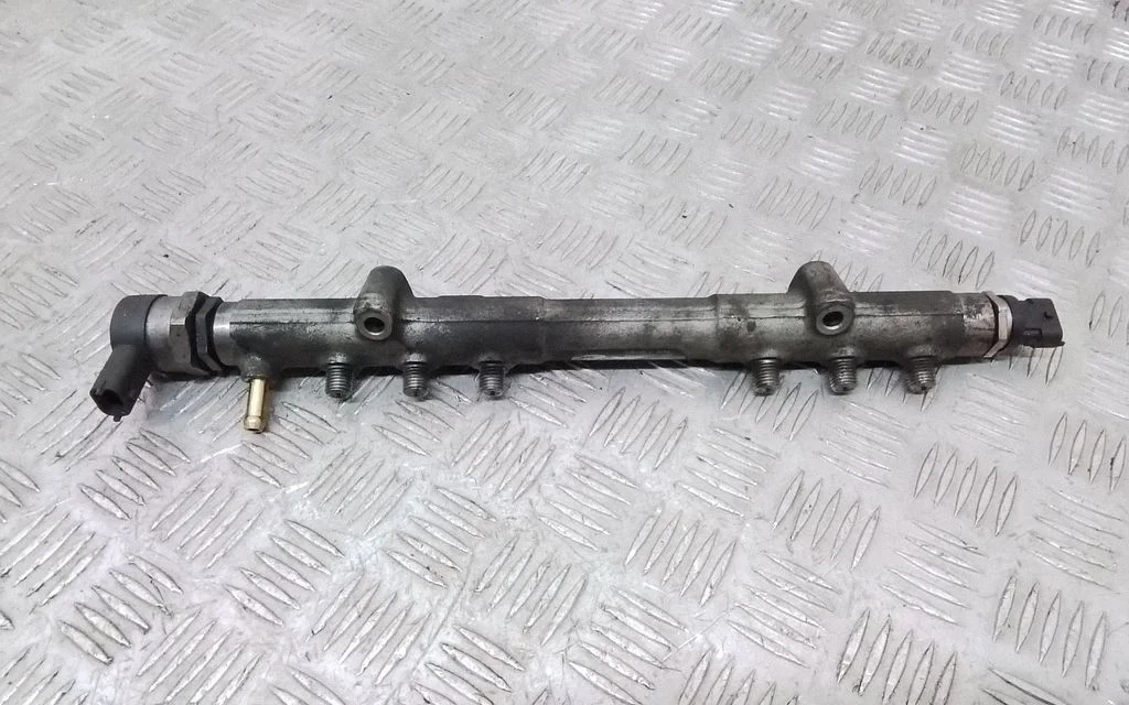 Fuel main line pipe – Volvo XC60 (2009-2013)