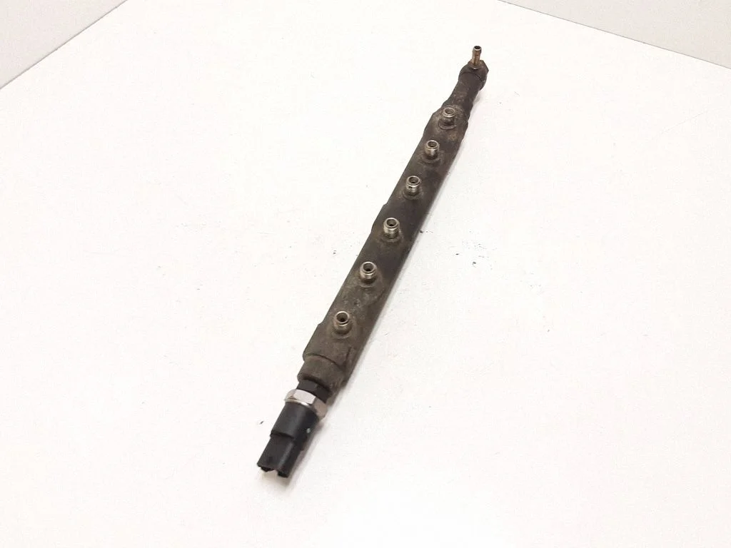 Kütuse magistraaltoru 8658252