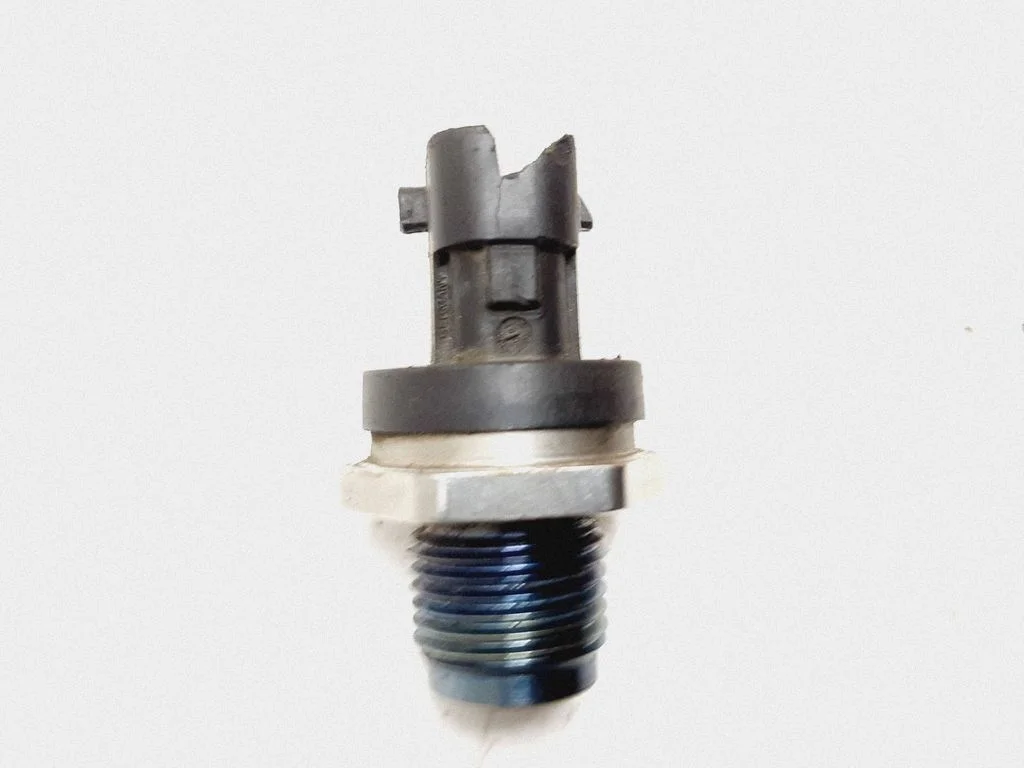 Fuel pressure sensor – Volvo XC70 (2005-2007)
