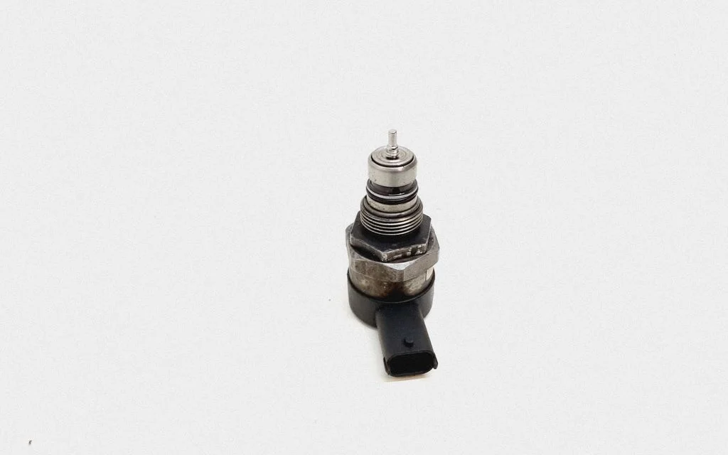 Regulator ciśnienia paliwa – Volvo XC90 (2007-2014)