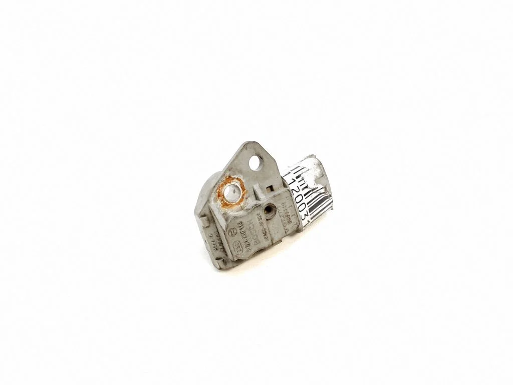 Fuel pressure sensor – Volvo XC90 (2003-2006)