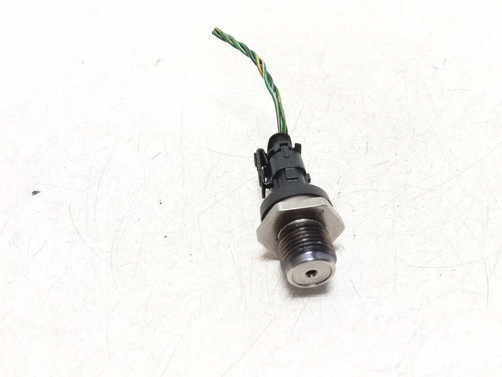 Fuel pressure sensor – Volvo XC70 (2005-2007)