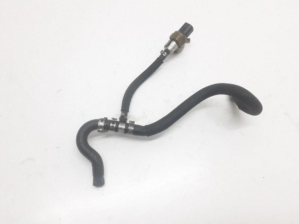 Fuel pressure sensor – Mercedes-Benz E-Class W212 (2009-2016)