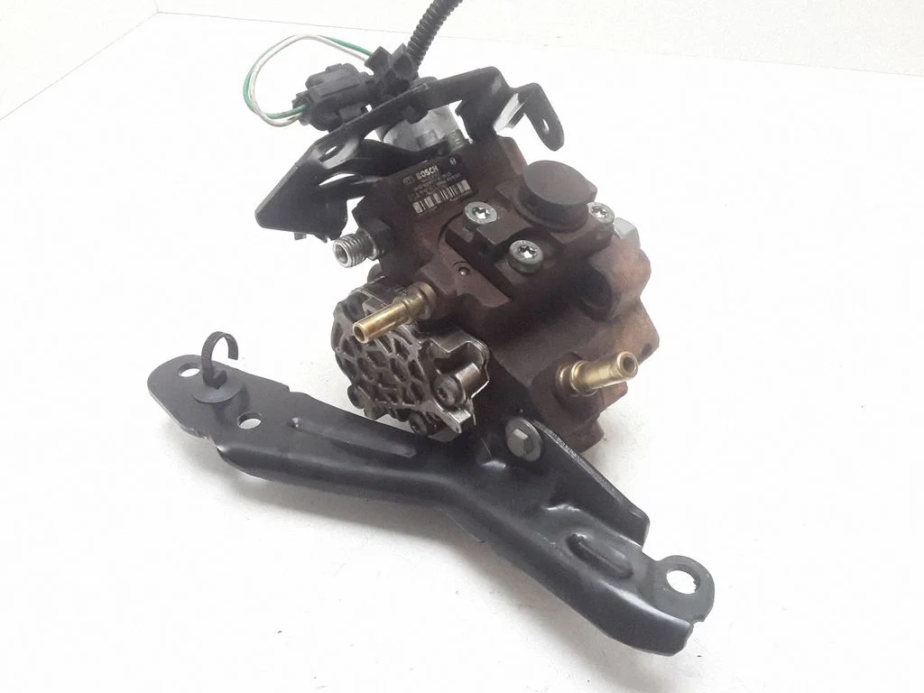 Kütuse kõrgsurvepump 0445010102