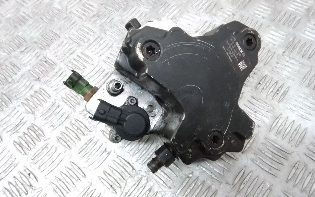 Kütuse kõrgsurvepump 30756125