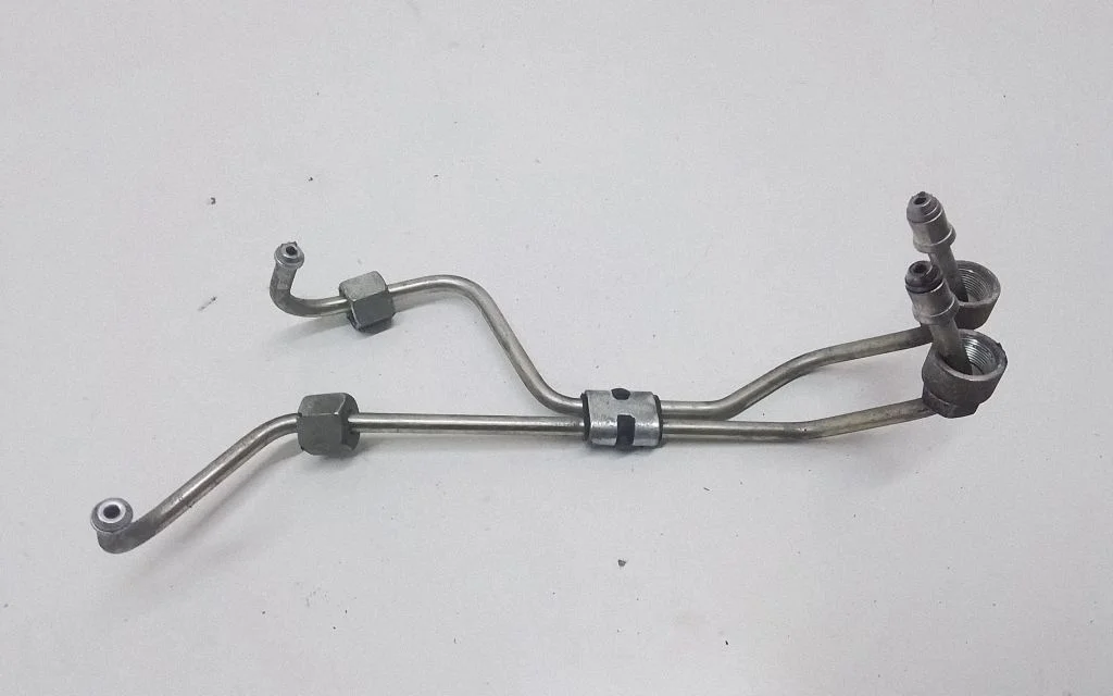Fuel injector supply line/pipe – Volvo S60 (2014-2018)