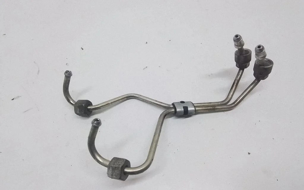 Fuel injector supply line/pipe – Volvo S60 (2014-2018)