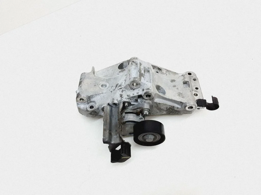 Generaatori kronstein – BMW X5 F15 (2013-2017)