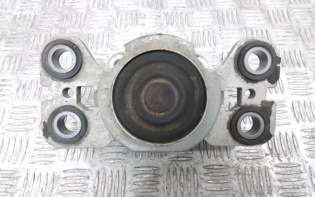 Dzinēja spilvens 31316877