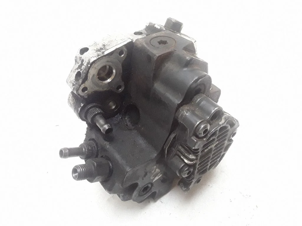 Pompa wtryskowa wysokiego ciśnienia – Volvo XC70 (2001-2004)
