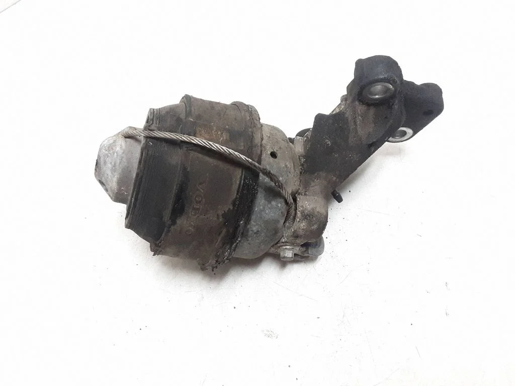 Engine mount bracket 30680751