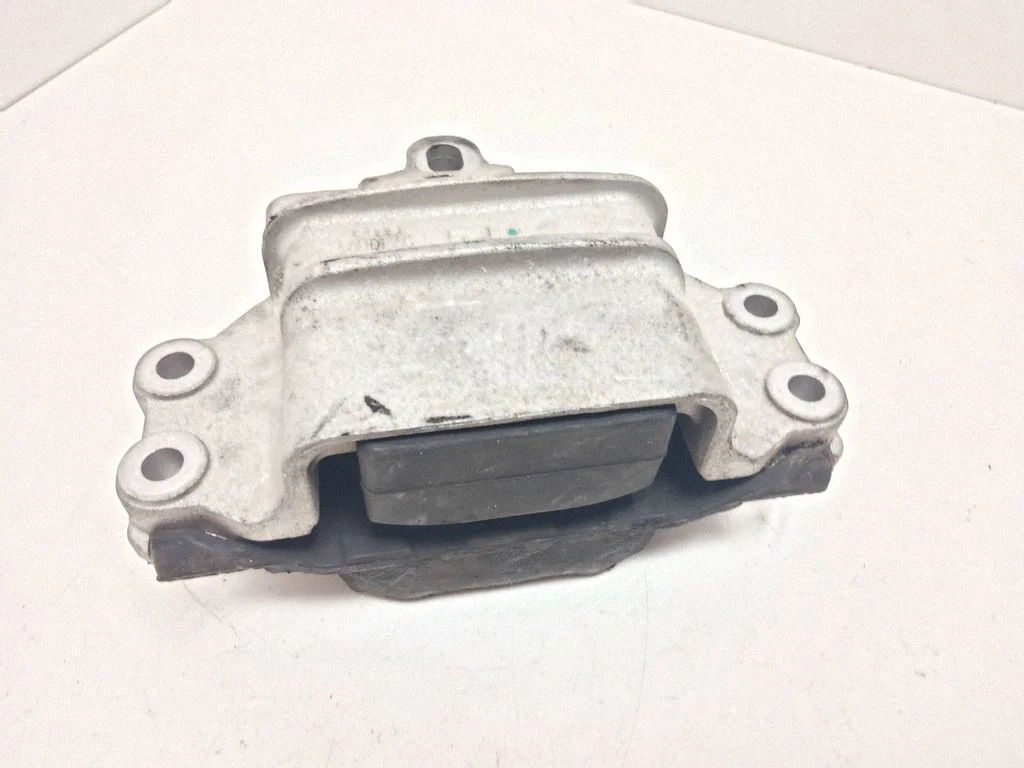 Mootoripadi 8J0199555