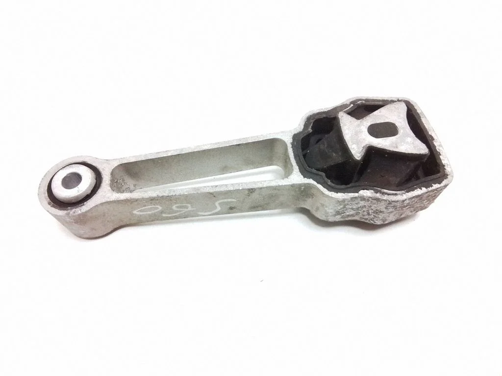 Dzinēja spilvens – Volvo S60 (2014-2018)