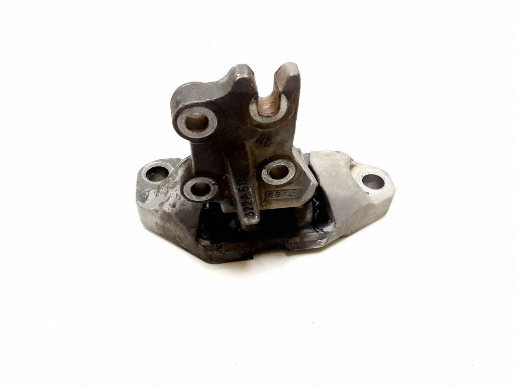 Engine mount bracket 30793797