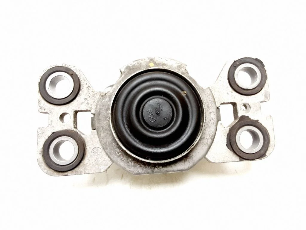Engine mount bracket 8G9N7M121
