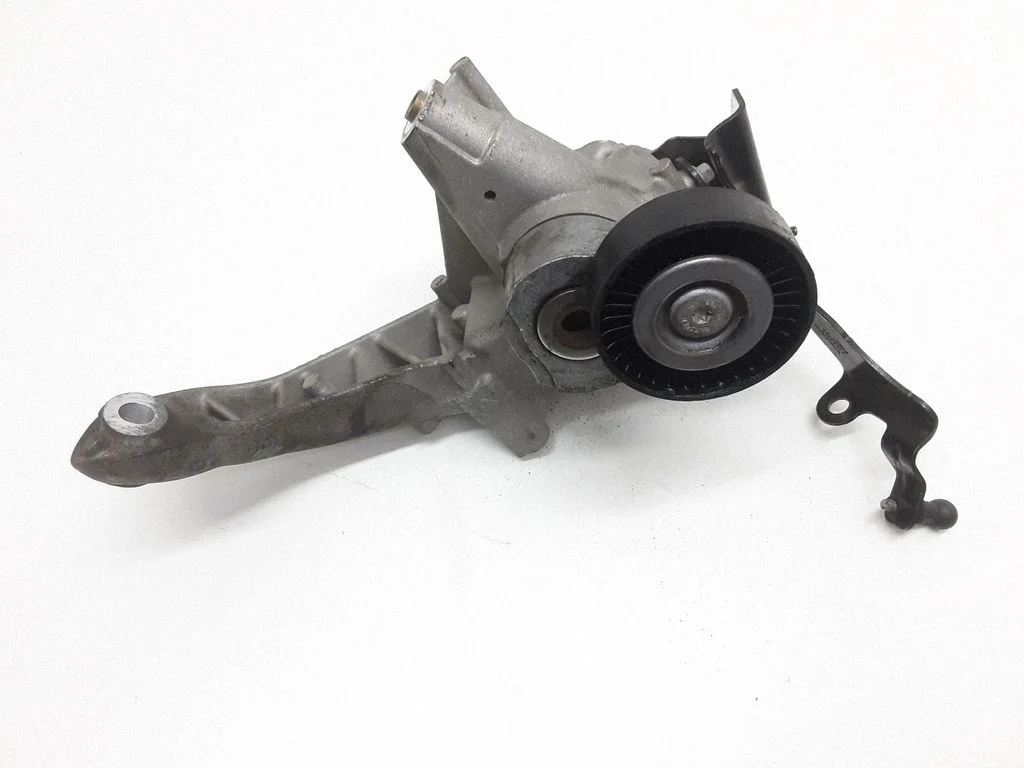 Engine mounting bracket – Volvo XC60 (2009-2013)